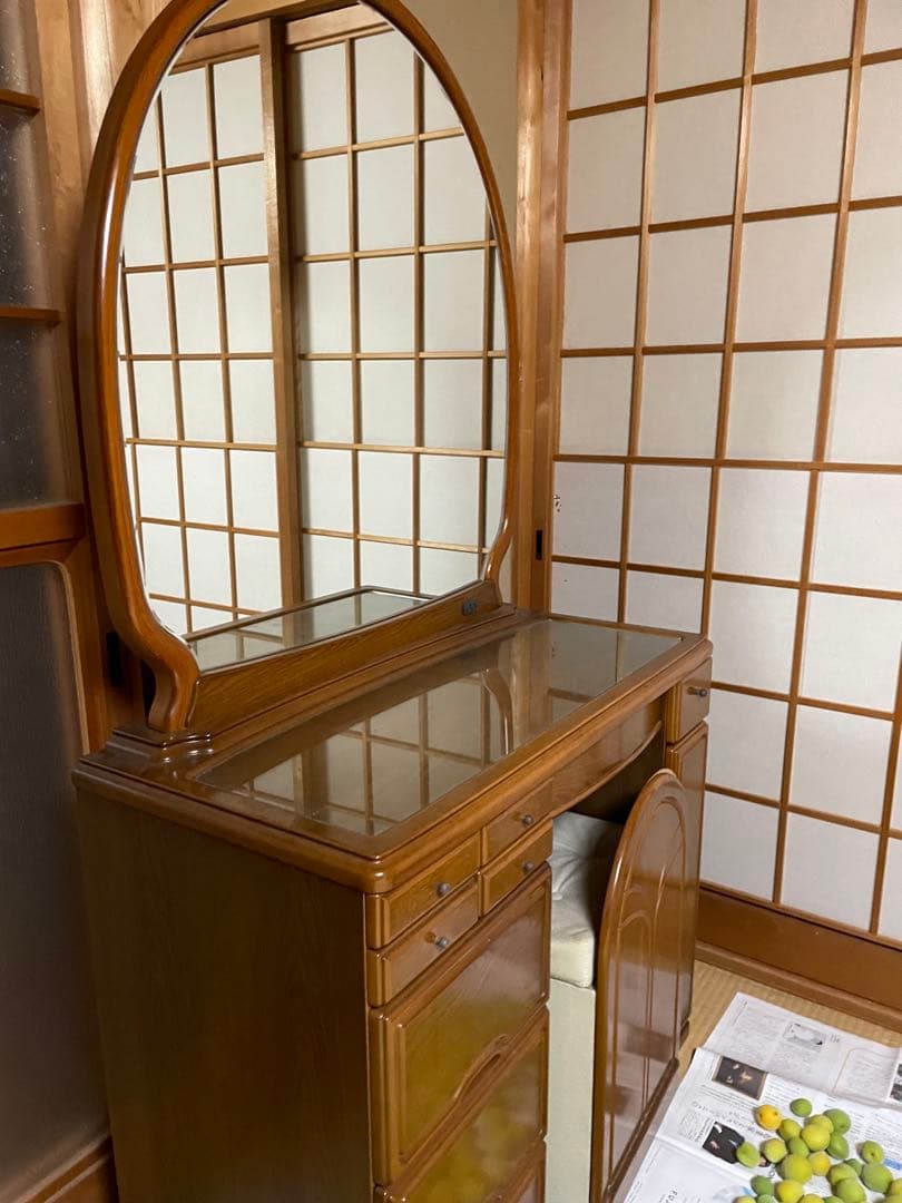 底値到達！いいねに感謝　ドレッサー　昭和後期　美品