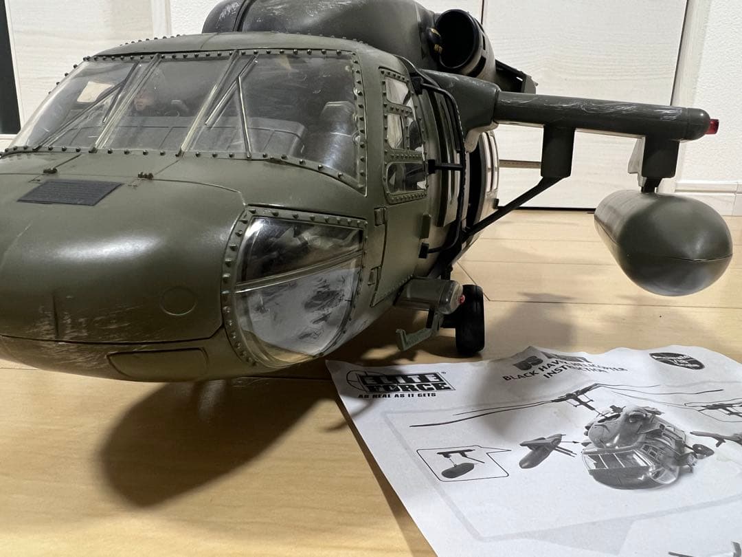 【超希少】エリートフォース 1/18 ブラックホーク UH‑60 ヘリコプター