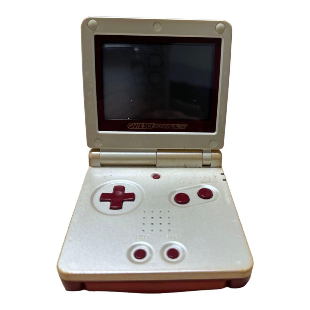 ゲームボーイアドバンスSPファミコンカラー