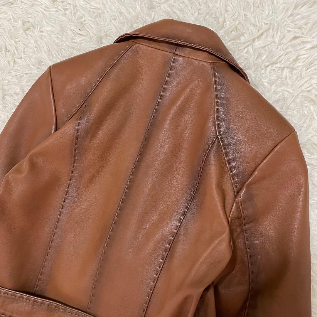 未使用に近い ラムレザーコート パイソン柄 マキシ丈 本革 ベルト S-M相当