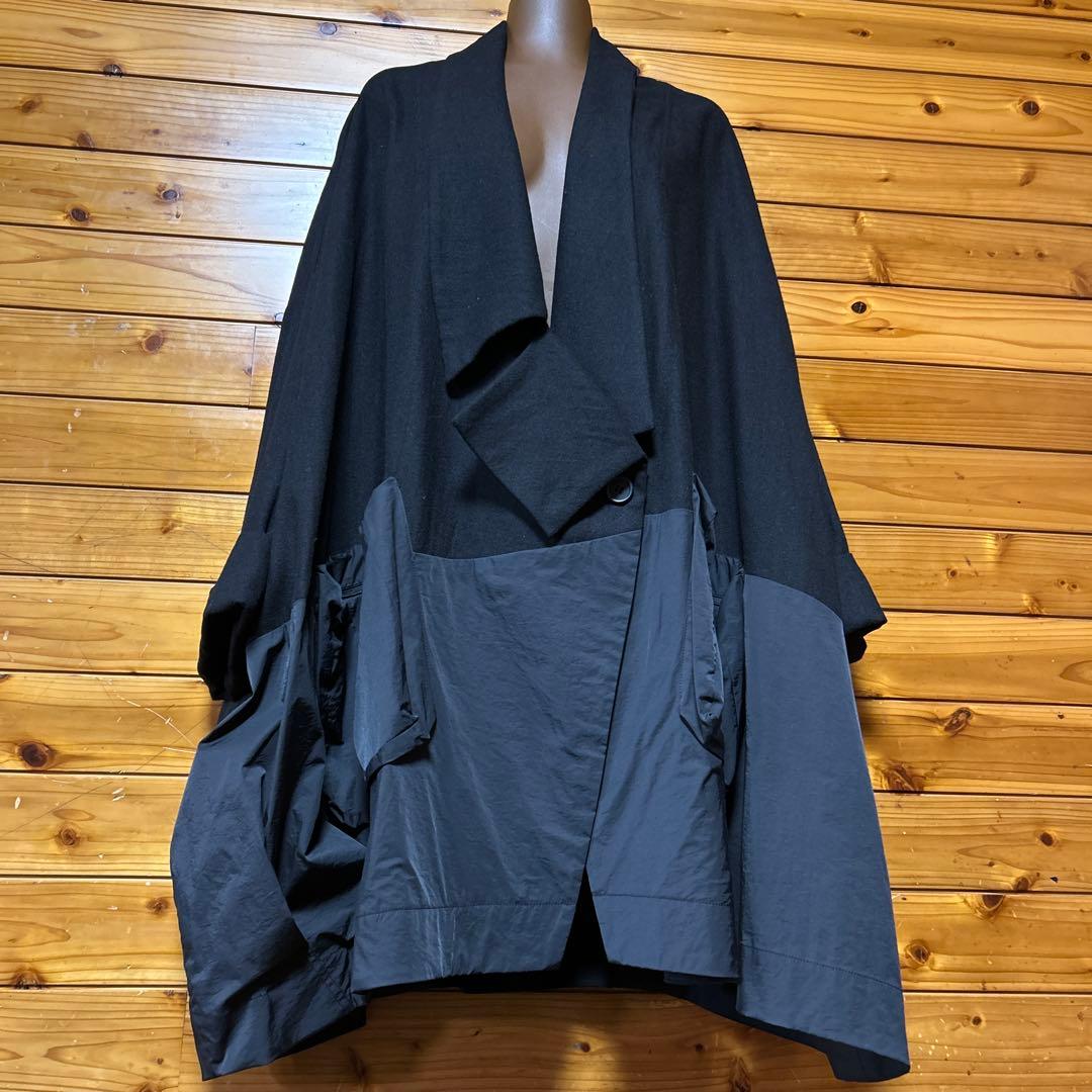 萌　オーバーサイズ　ゆったり異素材 コクーン コート 個性的　黒