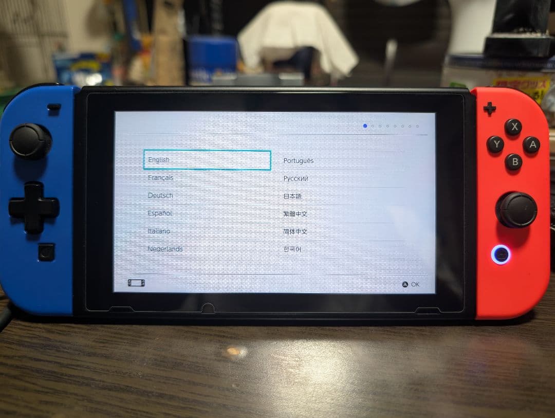 3日限定Nintendo Switch 本体 青/赤 充電器付き