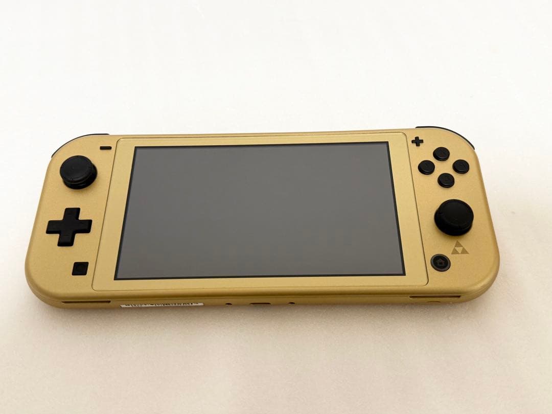 【極美品】ニンテンドースイッチライト ハイラルエディション