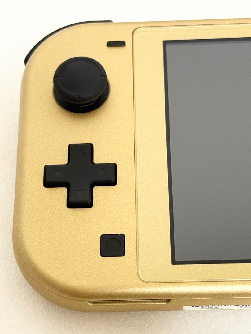 【極美品】ニンテンドースイッチライト ハイラルエディション