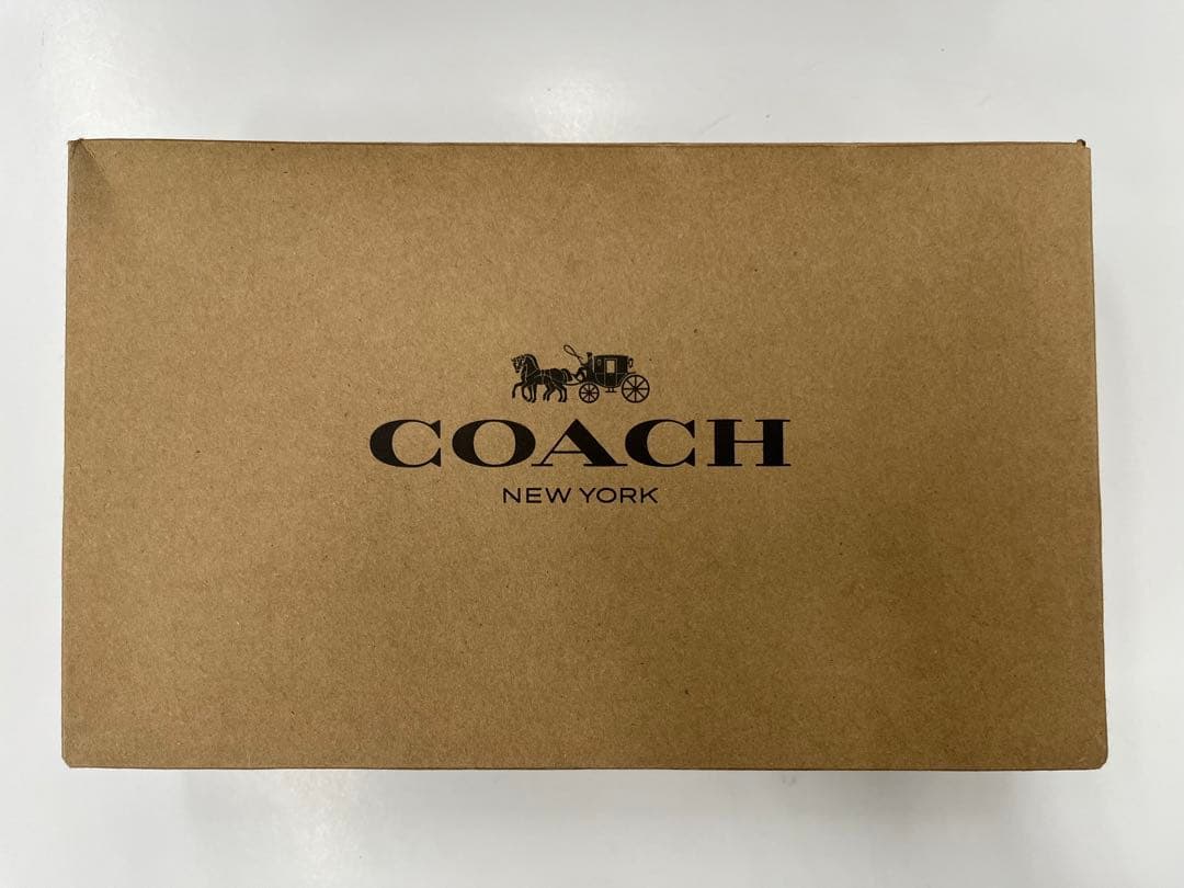 COACH ブラック バッグ ストラップ付き