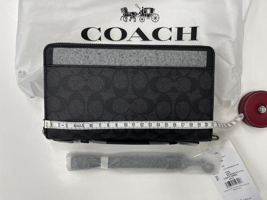 COACH ブラック バッグ ストラップ付き