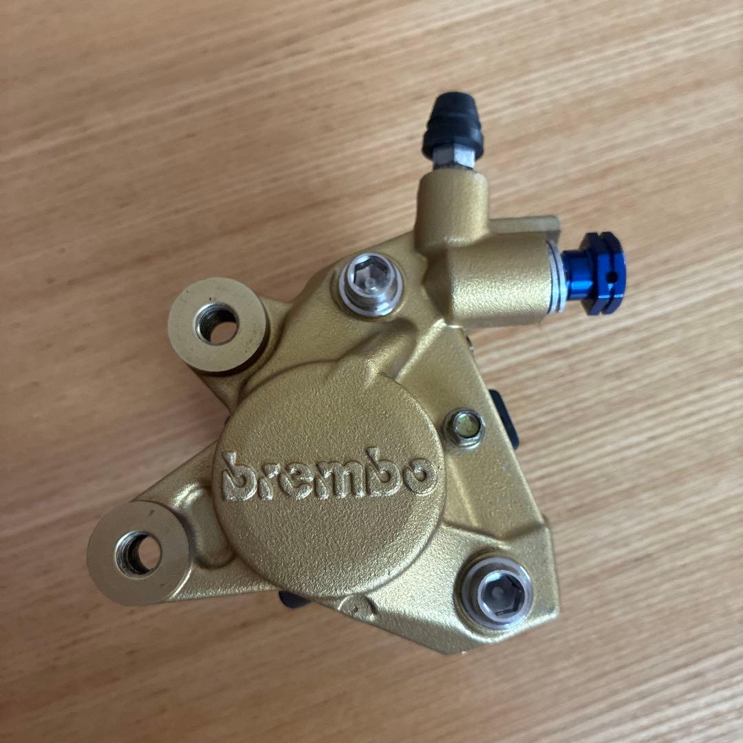 ヤマンボキャリパー　モンキー　NSRフォーク用キャリパーサポート付　ブレンボ