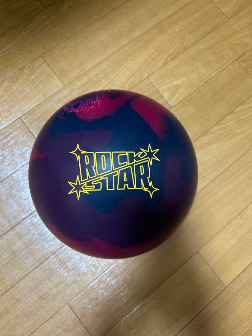 ロックスター　ROCKSTAR　ボウリングボール 15ポンド　新品　ロトグリップ