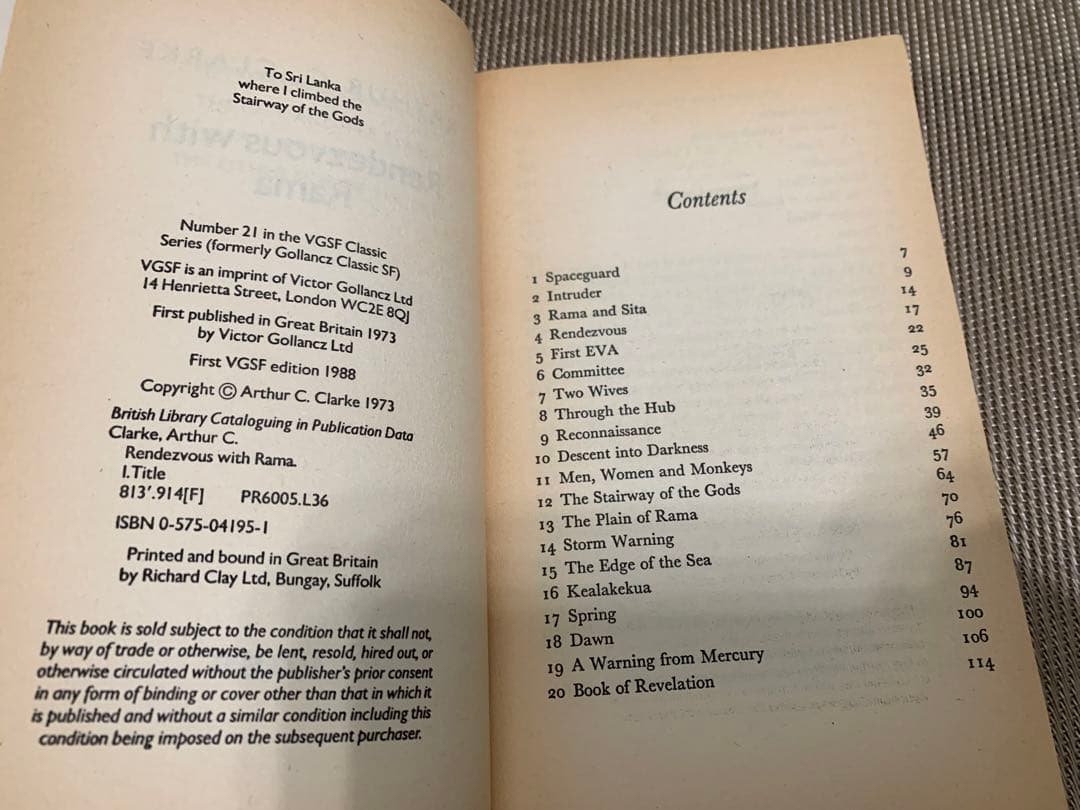 洋書 Arthur C. Clarke Rendezvous with Rama