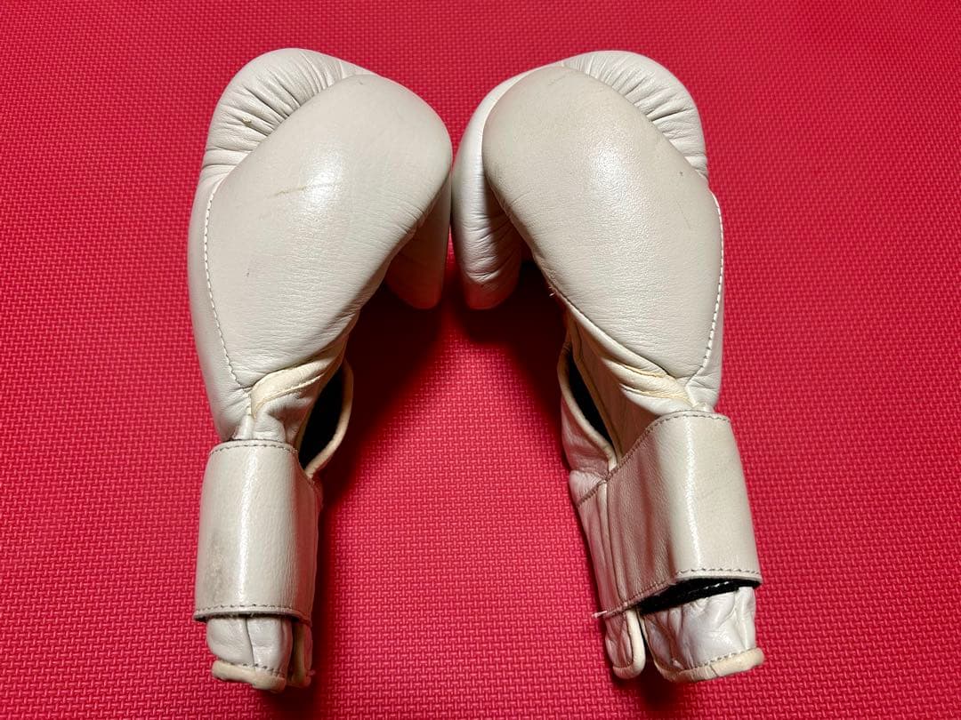 Winning ボクシンググローブ ホワイト 12oz