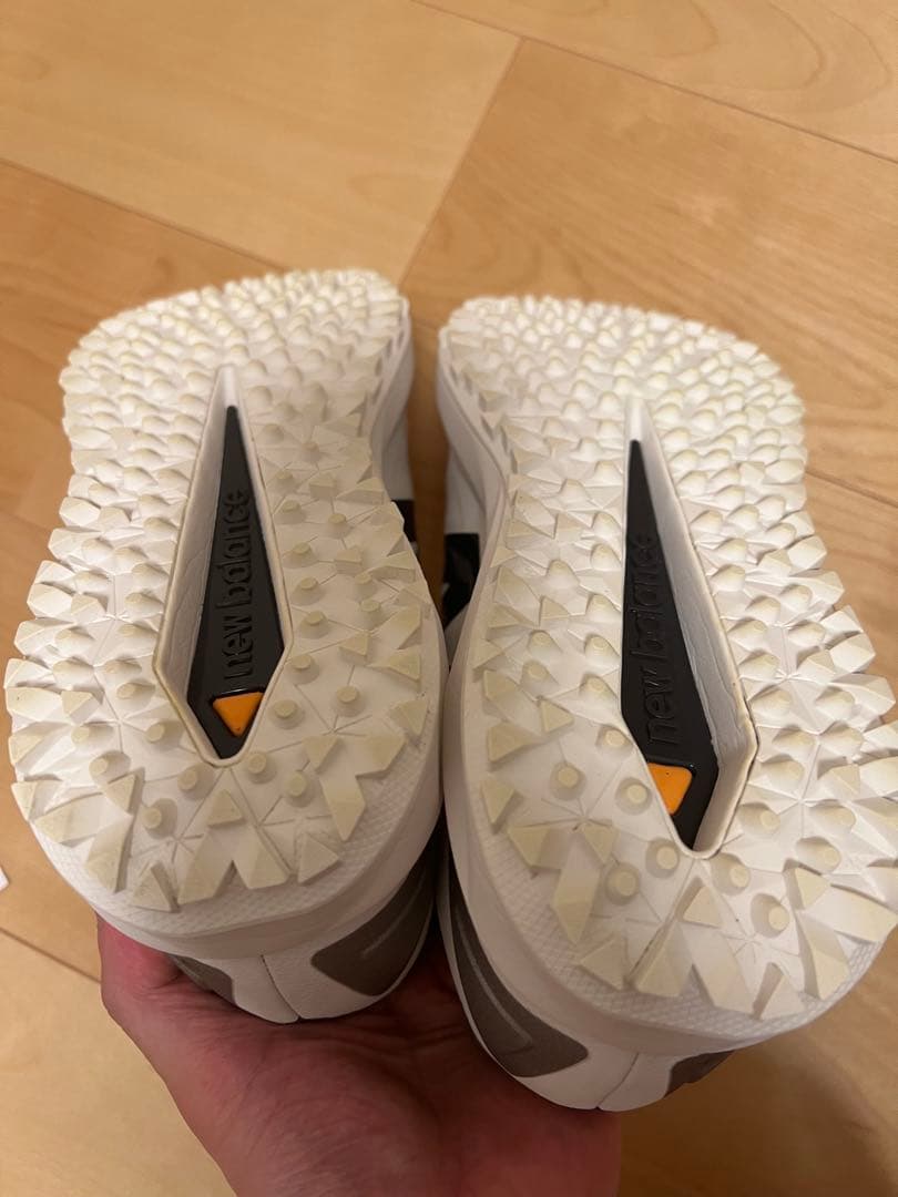 美品 ニューバランス FuelCell 1001 V5 BOA 27.0cm 白