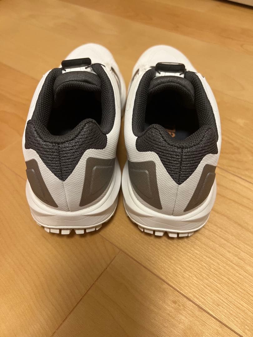 美品 ニューバランス FuelCell 1001 V5 BOA 27.0cm 白