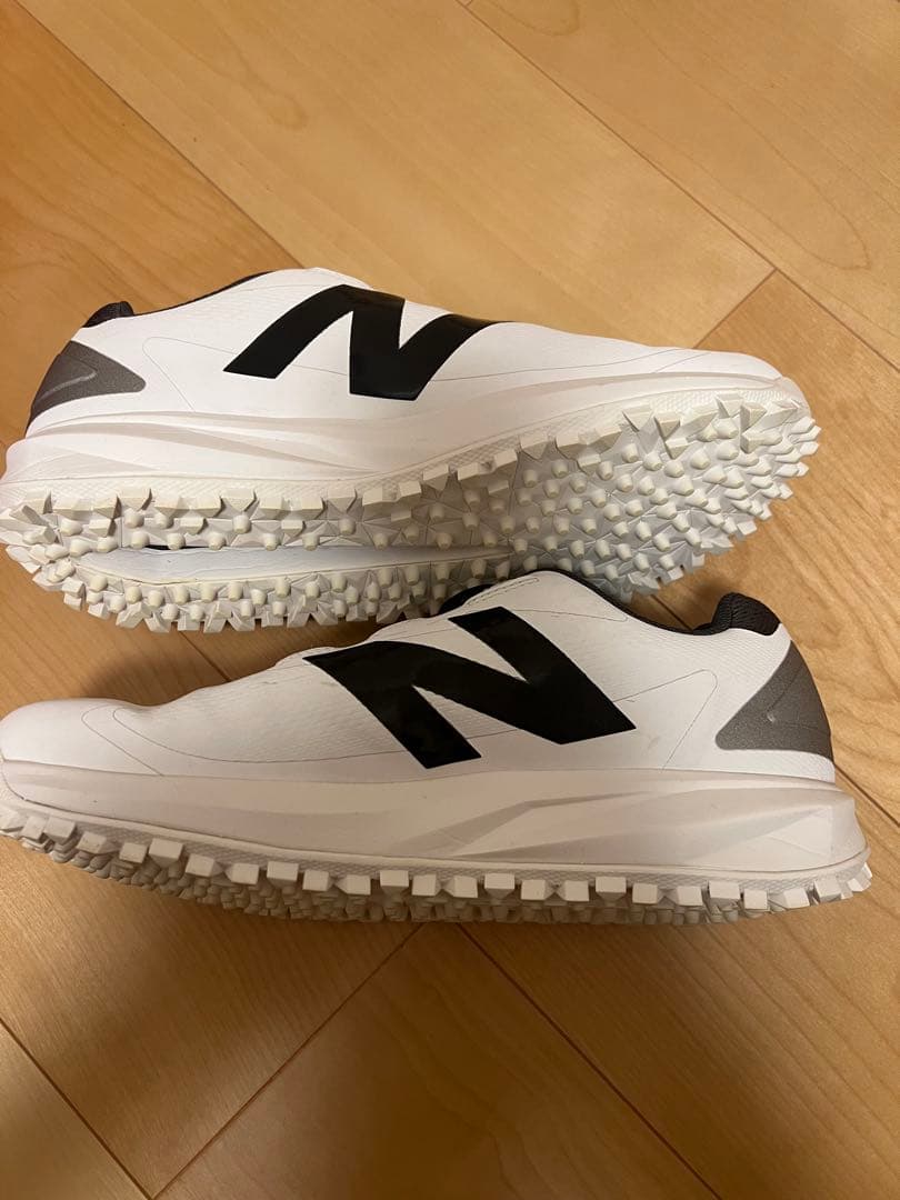 美品 ニューバランス FuelCell 1001 V5 BOA 27.0cm 白