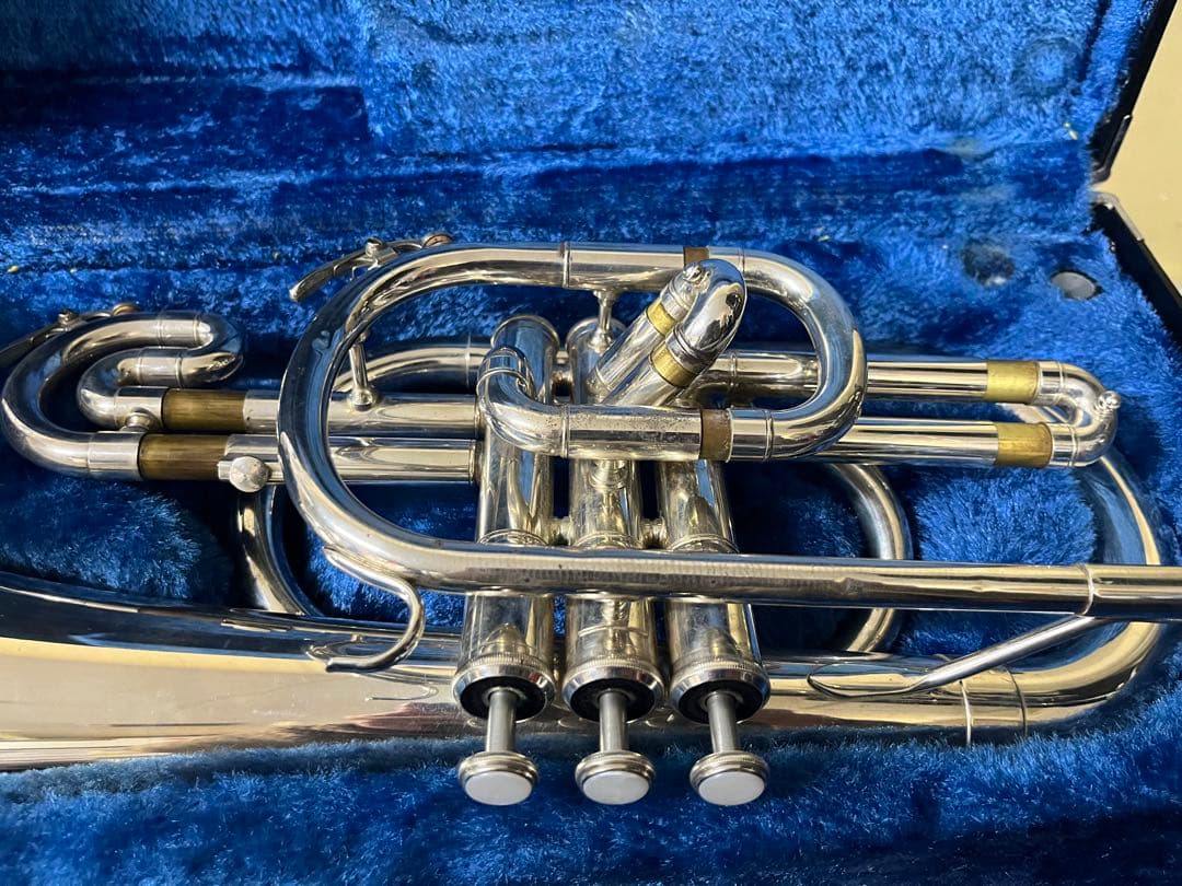 マーチングメロフォン　YAMAHA YMP202M