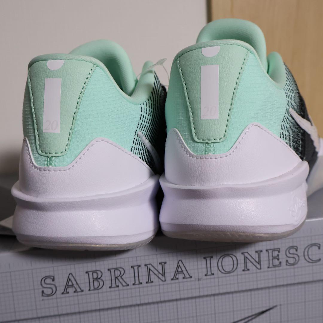 NIKE SABRINA 3 BY YOU 26.5cm 新品