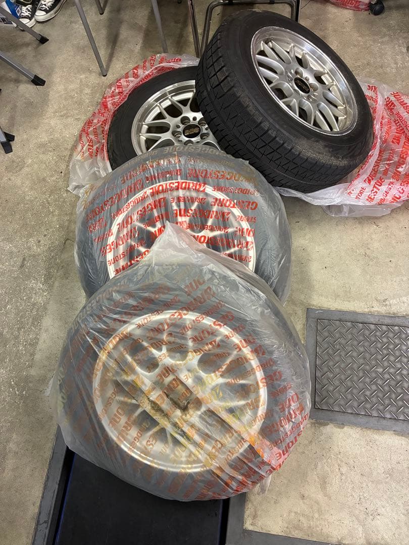 う*ん様 BBS 17インチホイール　タイヤ付