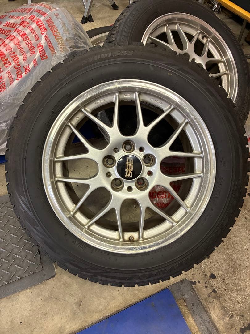 う*ん様 BBS 17インチホイール　タイヤ付