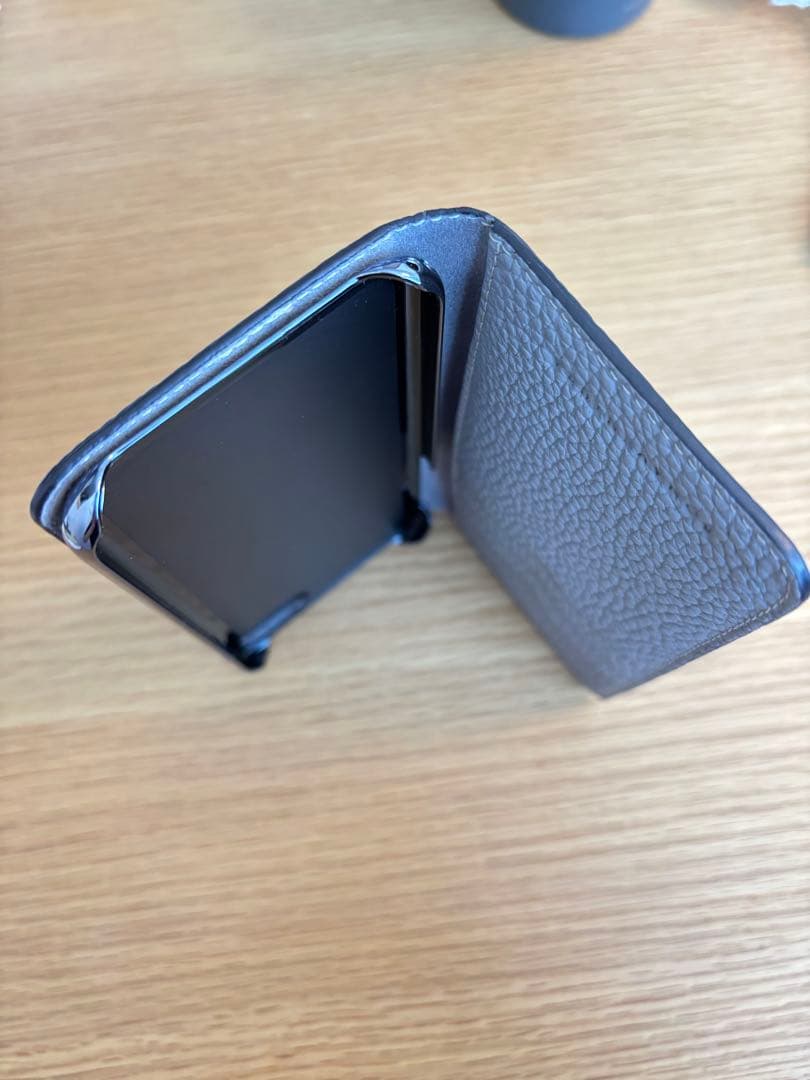 ボナベンチュラ　iPhone SE ダイアリーケース シュリンクレザー