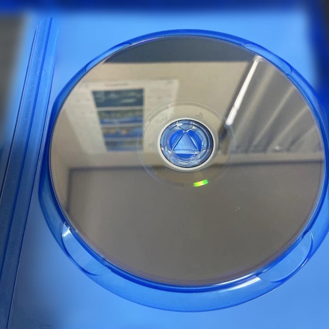 ★中古★ PS4 進撃の巨人　トレジャーボックス　美品　　3ー4166