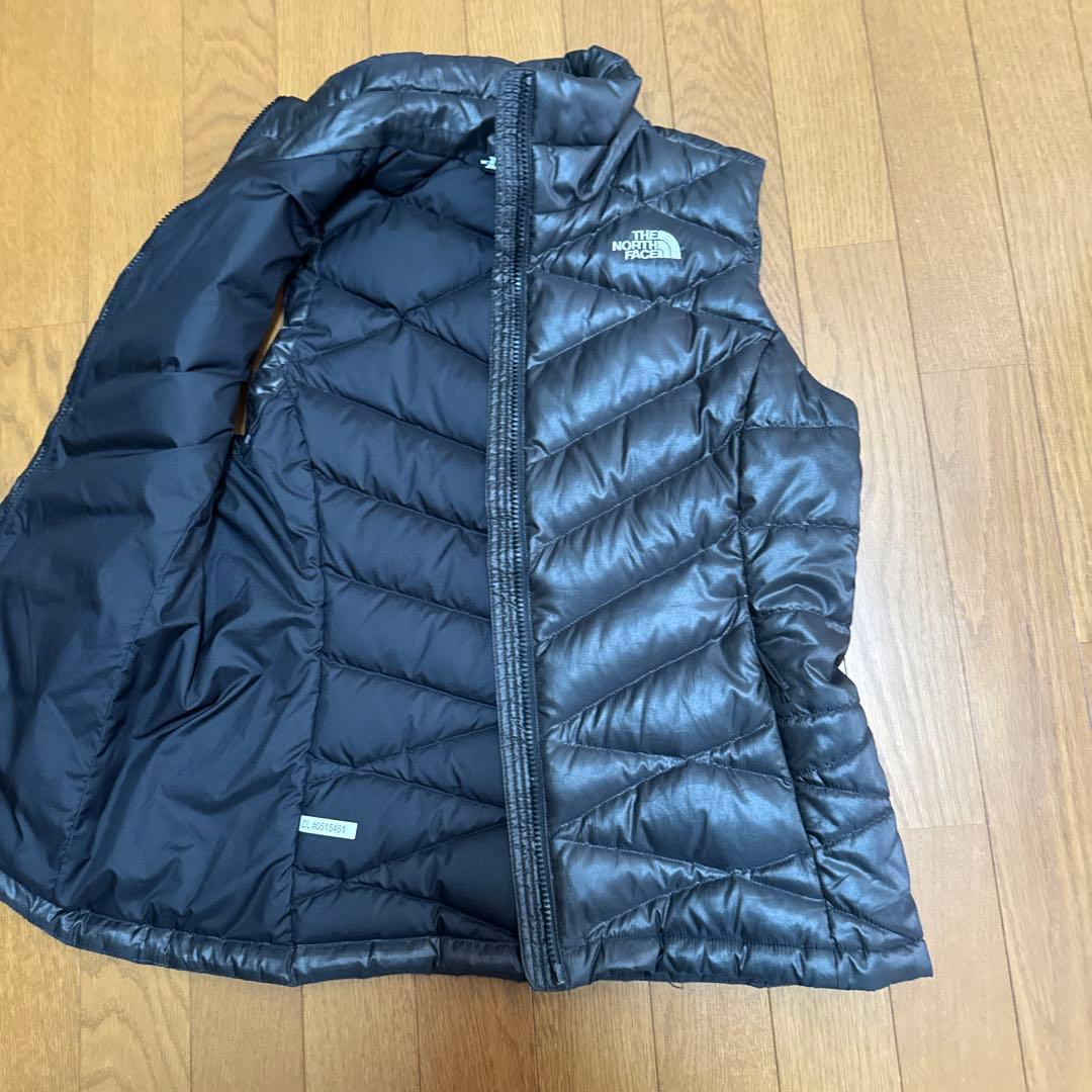 美品　ノースフェイスダウンベスト