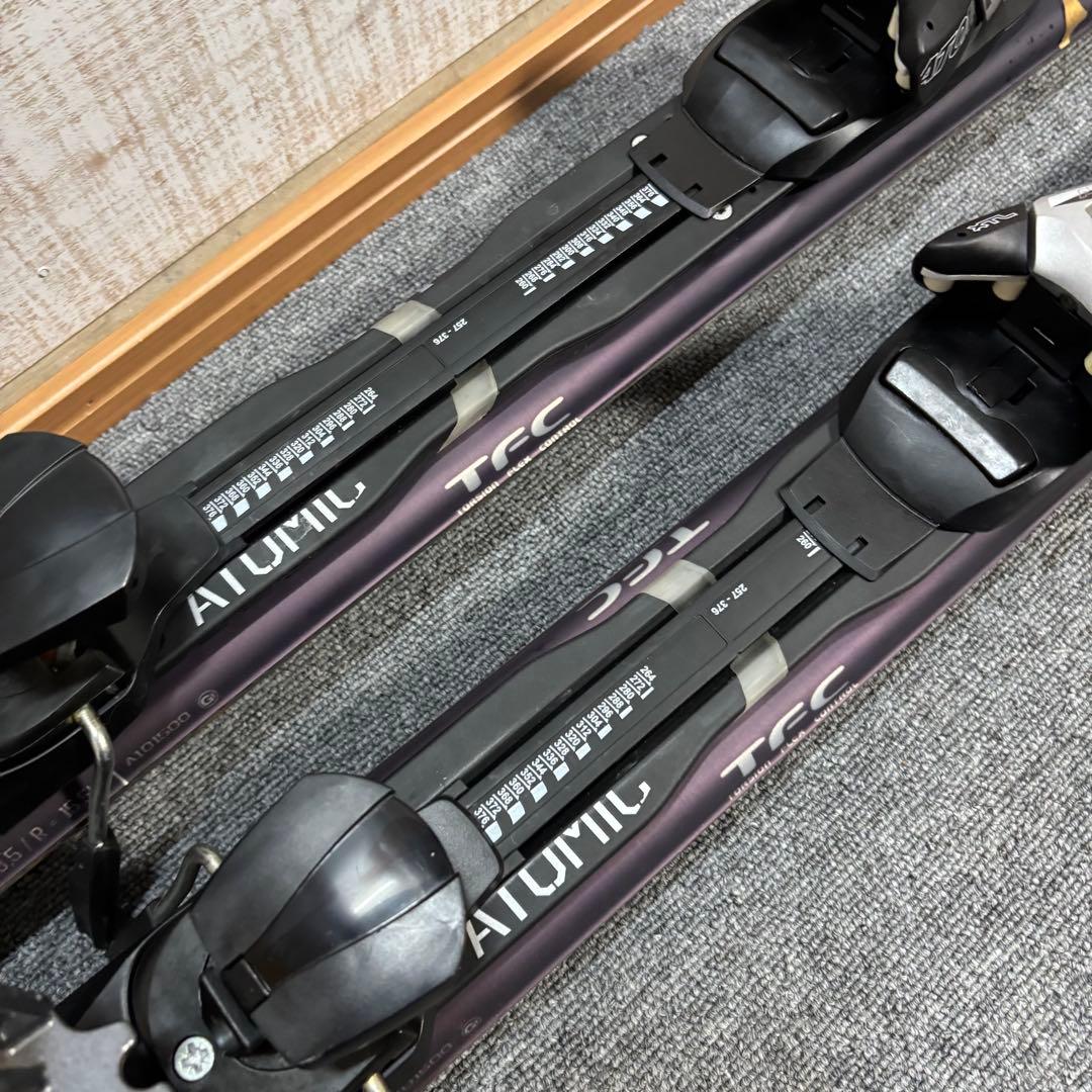 【送料無料】ATOMIC カービングスキー