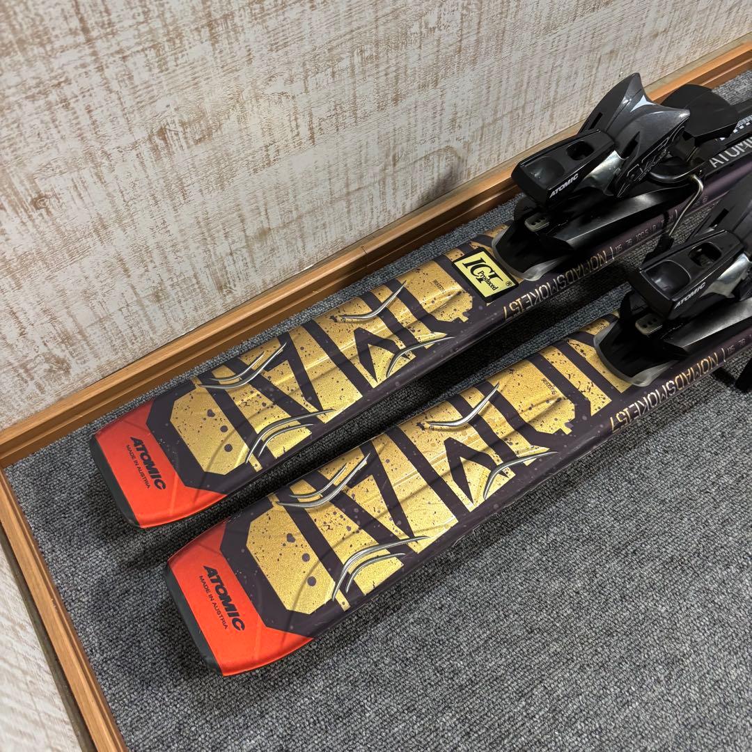 【送料無料】ATOMIC カービングスキー