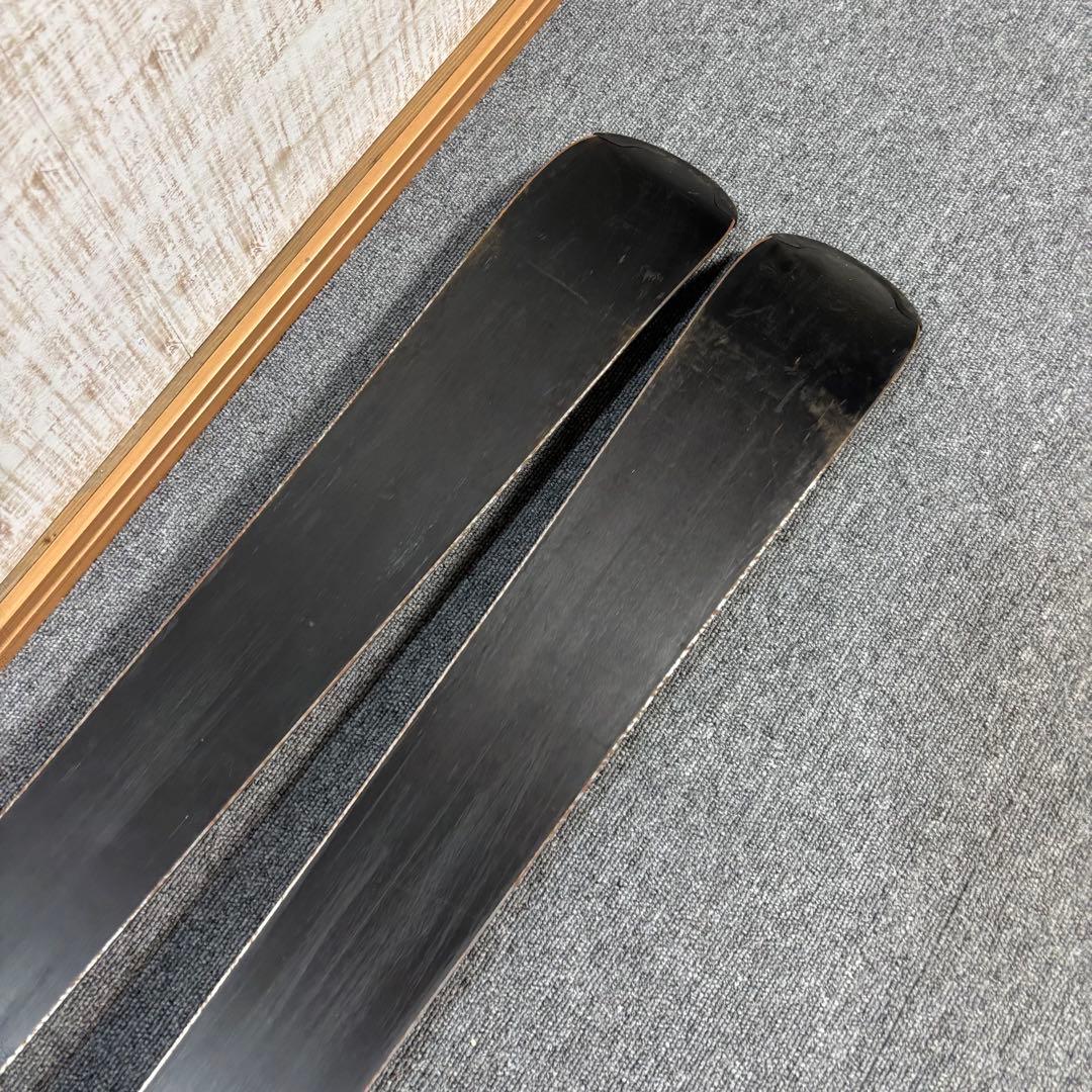 【送料無料】ATOMIC カービングスキー