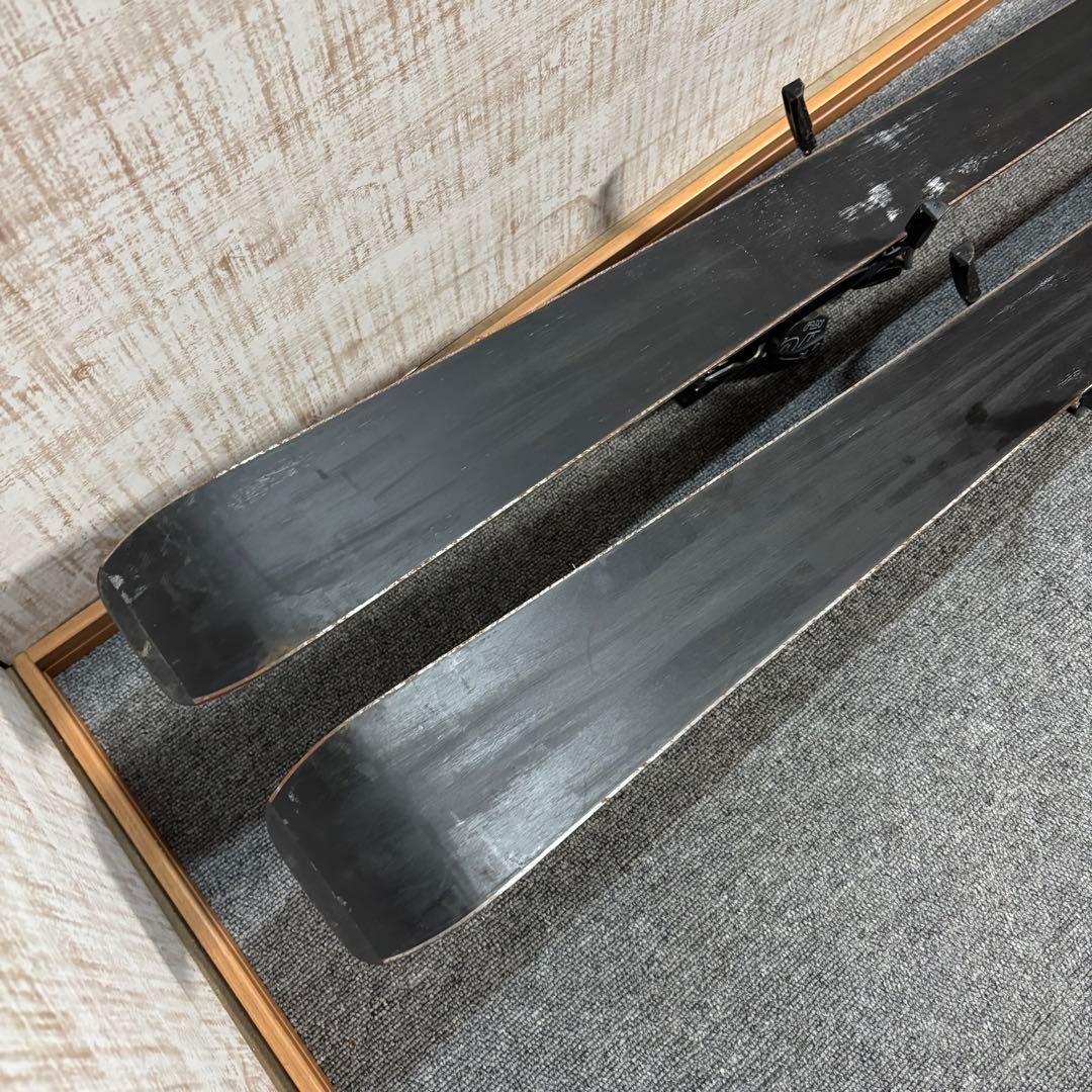 【送料無料】ATOMIC カービングスキー