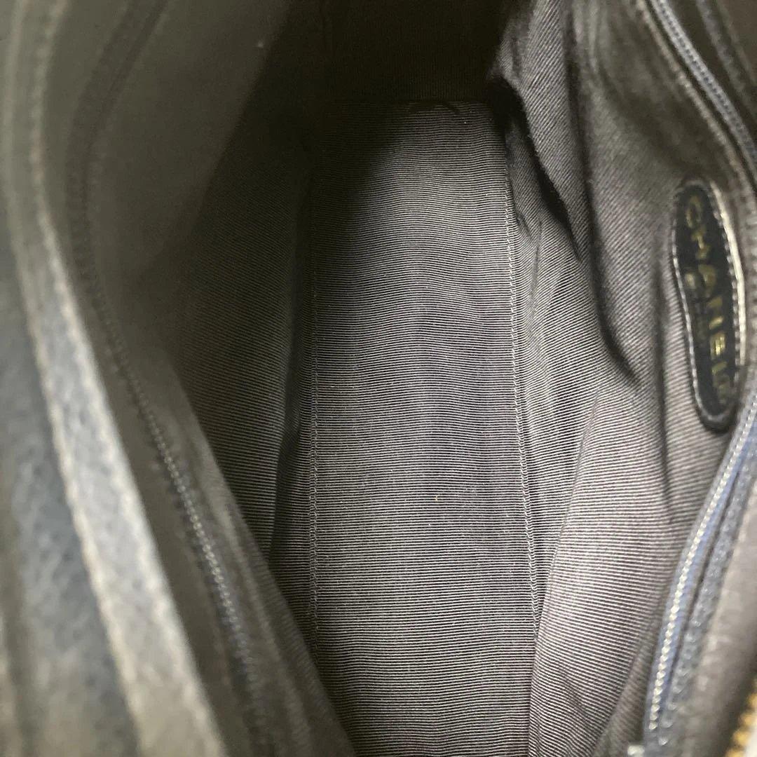 シャネル　トリプルココ　キャビアスキン　ゴールド　チェーンバッグ　ショルダー