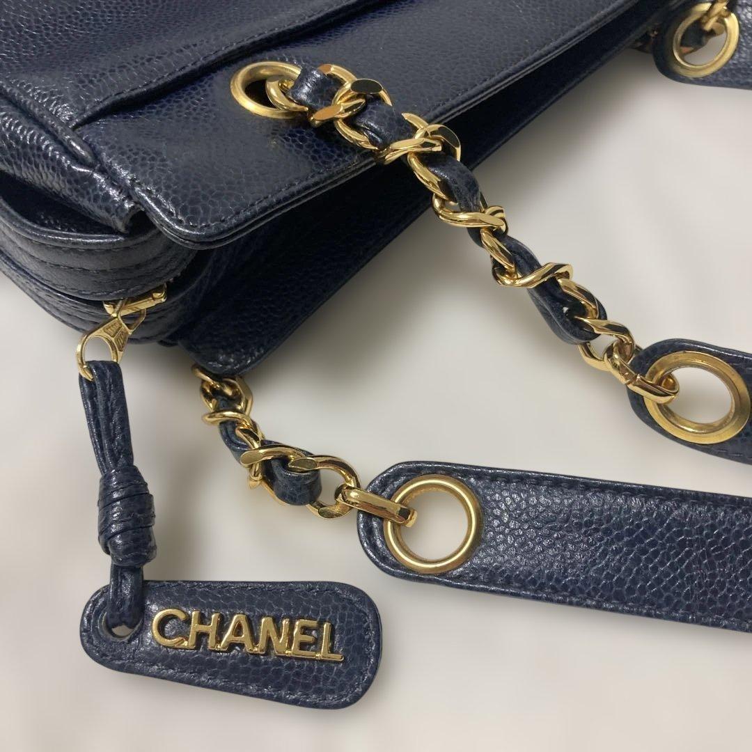 シャネル　トリプルココ　キャビアスキン　ゴールド　チェーンバッグ　ショルダー