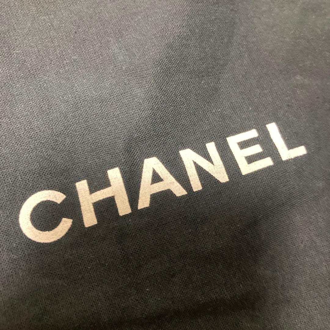 シャネル　トリプルココ　キャビアスキン　ゴールド　チェーンバッグ　ショルダー