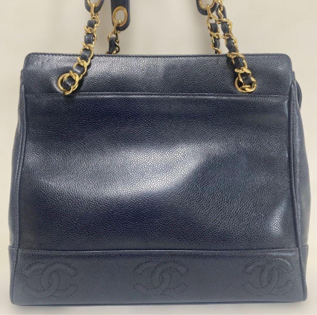 シャネル　トリプルココ　キャビアスキン　ゴールド　チェーンバッグ　ショルダー