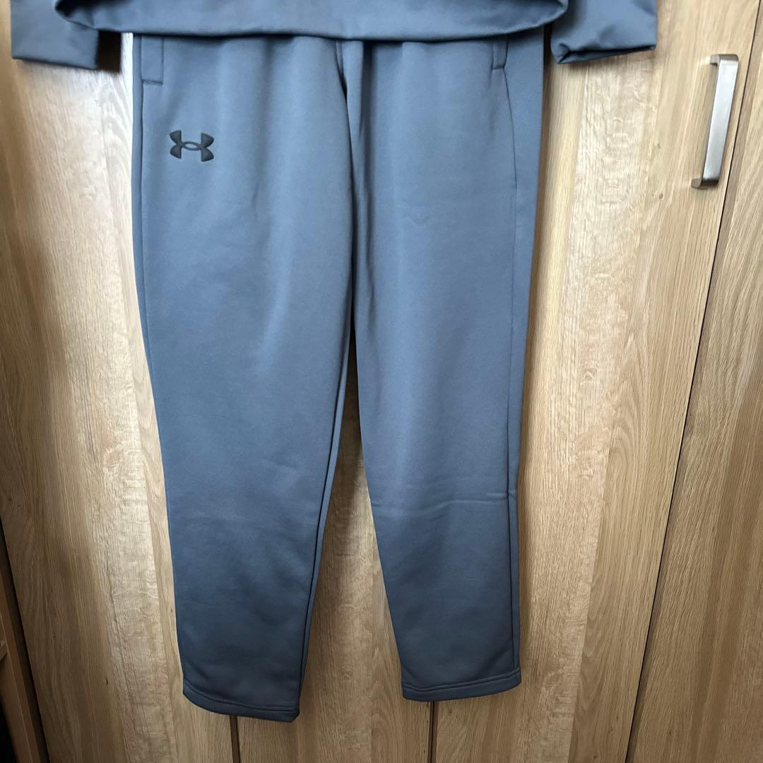 UNDER ARMOUR フルジップフーディ　パンツ上下セット