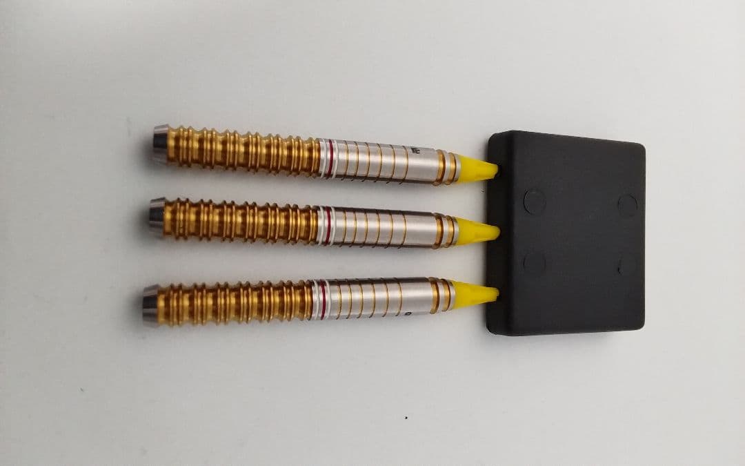 優*様 新作!TRiNiDAD GOMEZ TYPE 16!新品同品!ダーツセッ