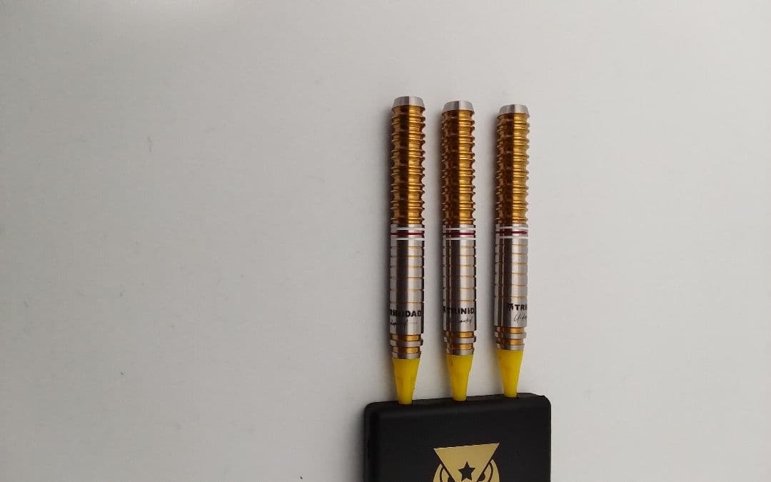 優*様 新作!TRiNiDAD GOMEZ TYPE 16!新品同品!ダーツセッ