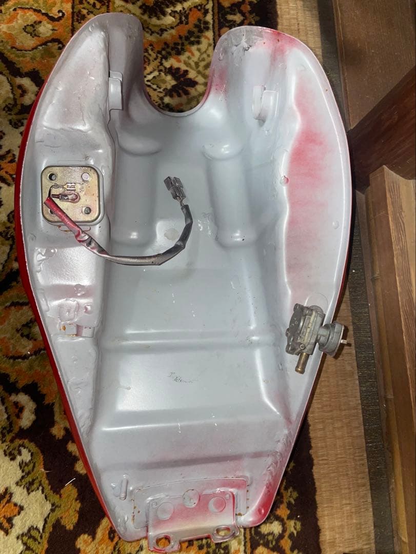 ゼファー400 赤ソリ外装　ゼファーχ zephyr