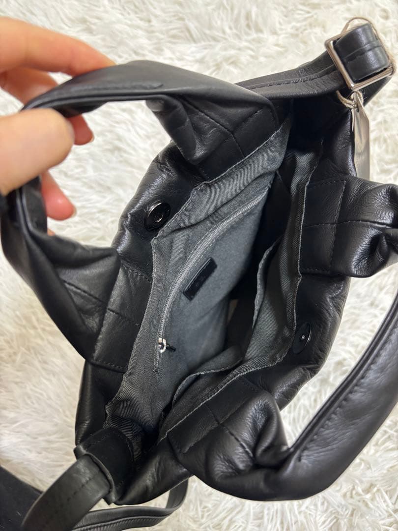 イアパピヨネ　本革2way ボンディングぺったんショルダーバッグ Sサイズ