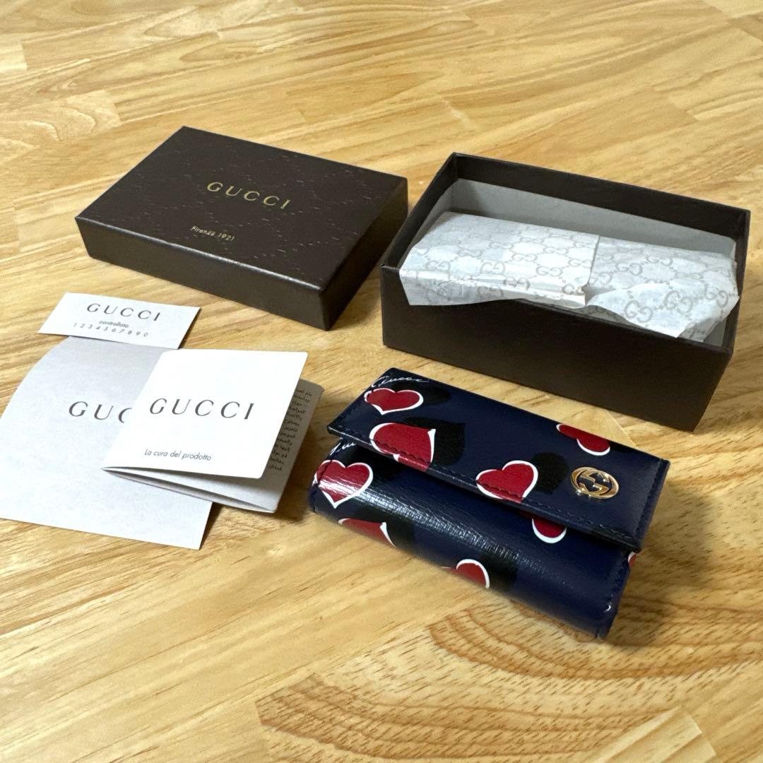 【箱付き】GUCCI　６連キーケース　ハートビートプリント　レザー