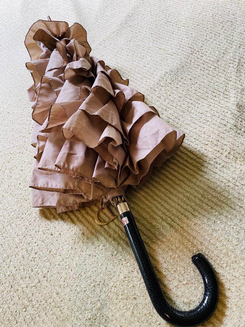 ❤️エレガントなフリルいっぱい★日傘 ★晴雨兼用★プリンセス★ゴージャス★ゴスロリ