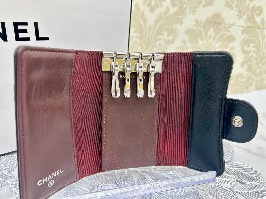 CHANEL シャネル マトラッセ ラムスキン 4連キーケース 黒　金田