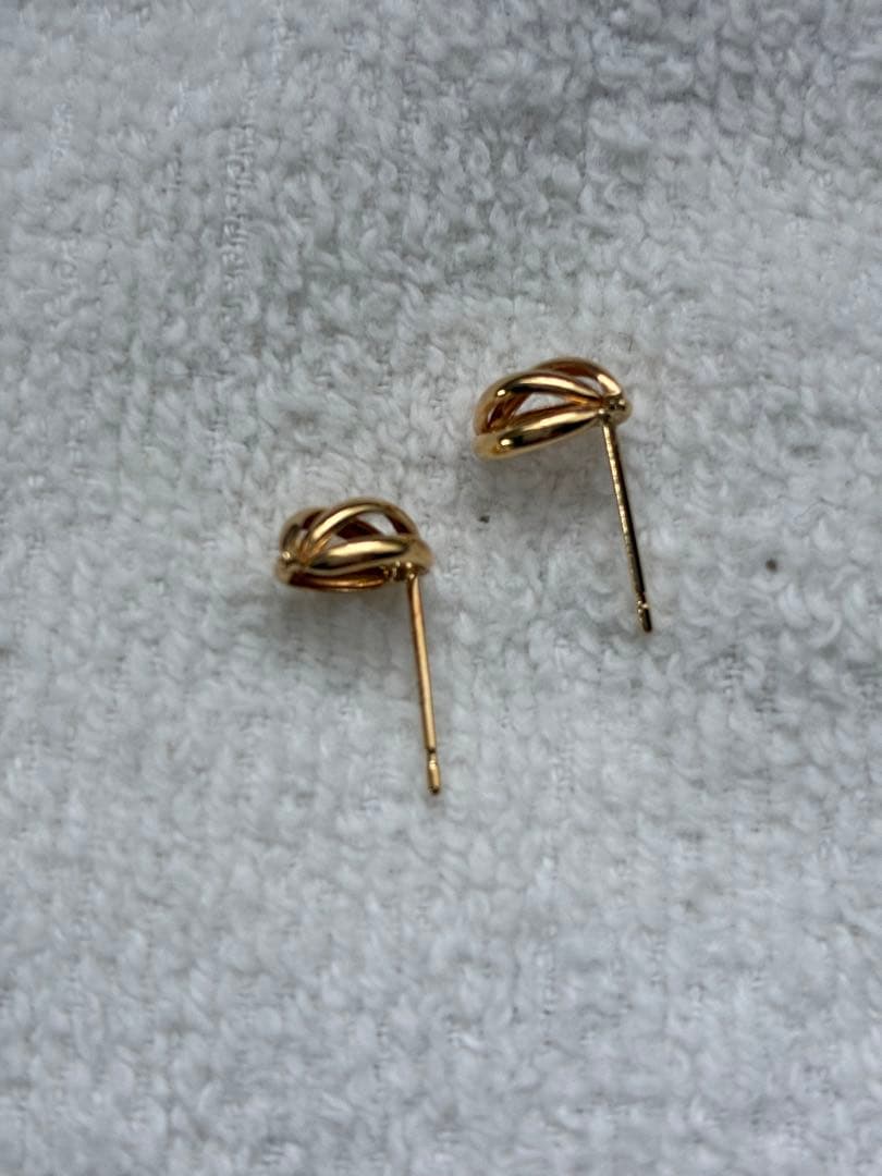 リーフモチーフ K18スタッドピアス