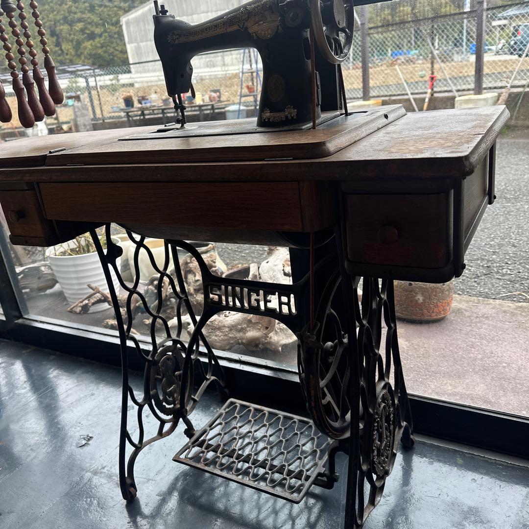 これで本当に削除❣️ヴィンテージ　シンガーミシン