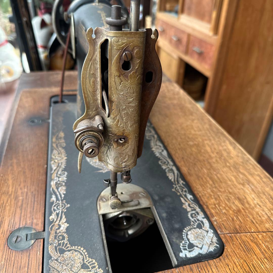 これで本当に削除❣️ヴィンテージ　シンガーミシン