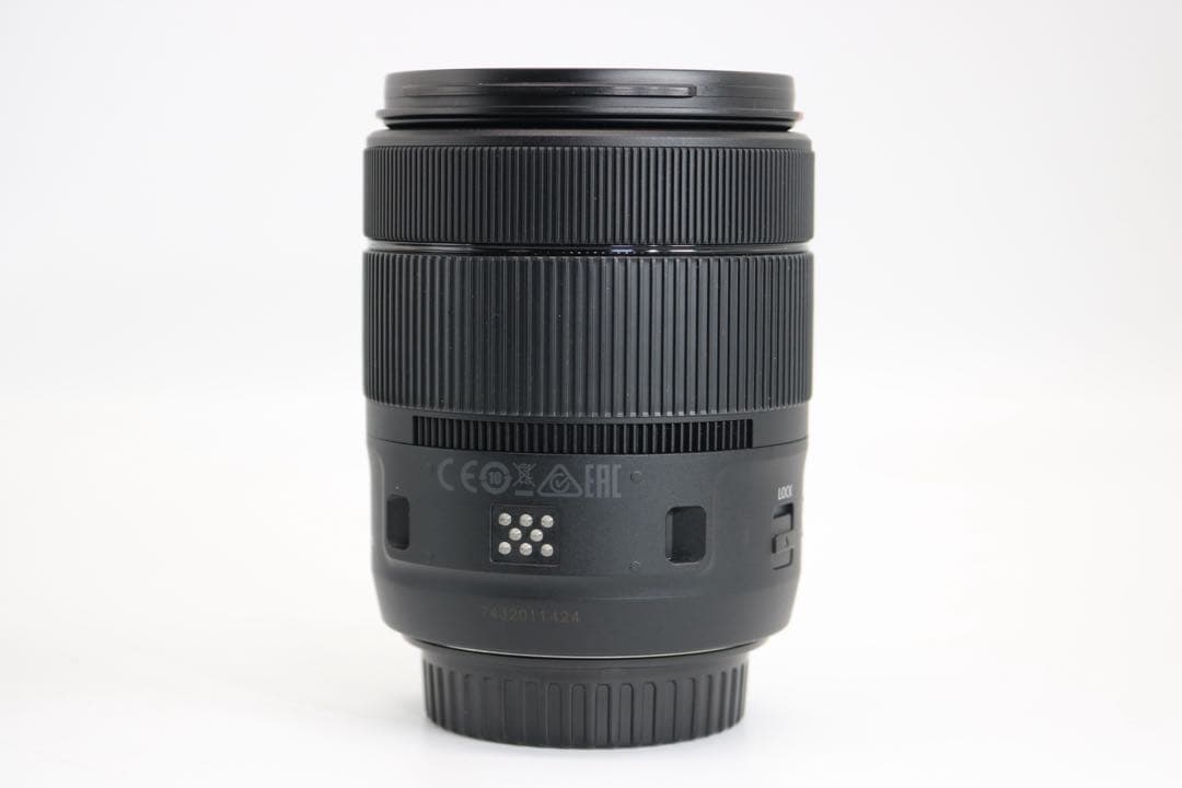 超美品 【Canon EF-S 18-135mm IS USM】 ズームレンズ
