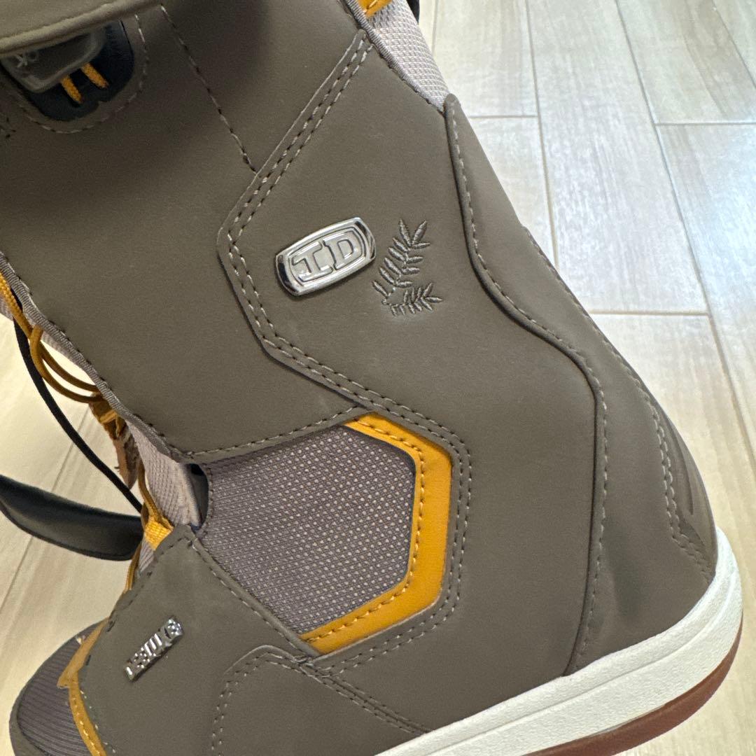 DEELUXE ボードブーツ