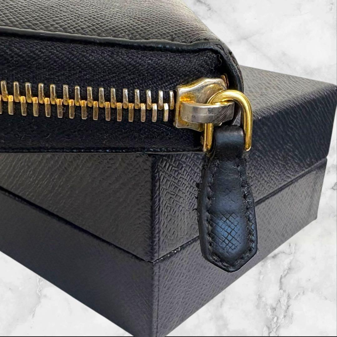 極上美品✨ PRADA プラダ サフィアーノ 長財布 ブラック　ラウンドジップ