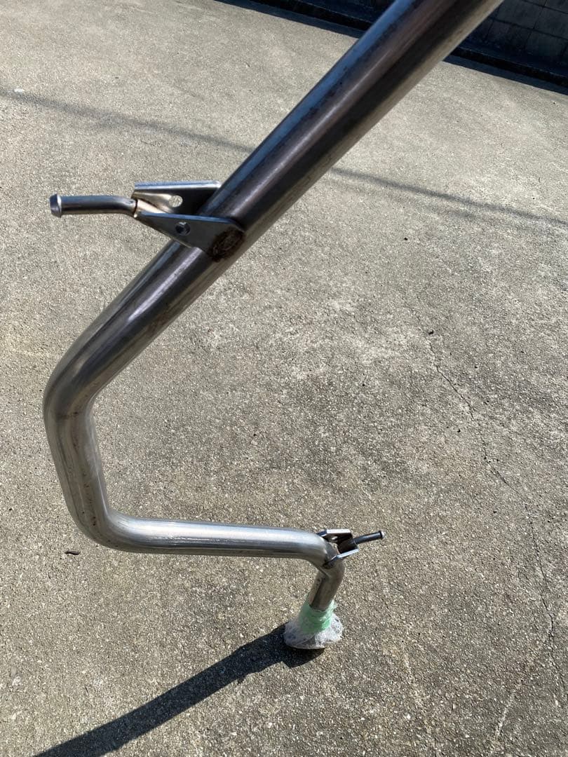 プリウス50マフラー