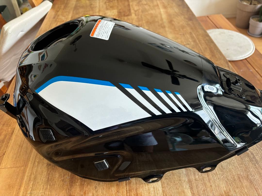 HONDA 400X 22年〜　純正タンク