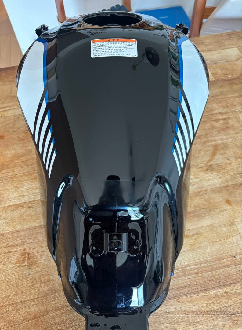 HONDA 400X 22年〜　純正タンク