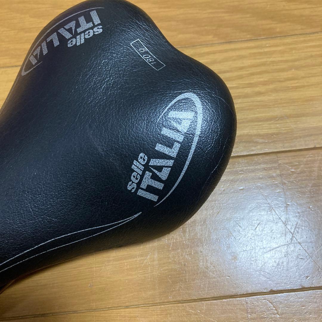 Selle Italia ブラックサドル レザー製　セライタリア　カーボンサドル